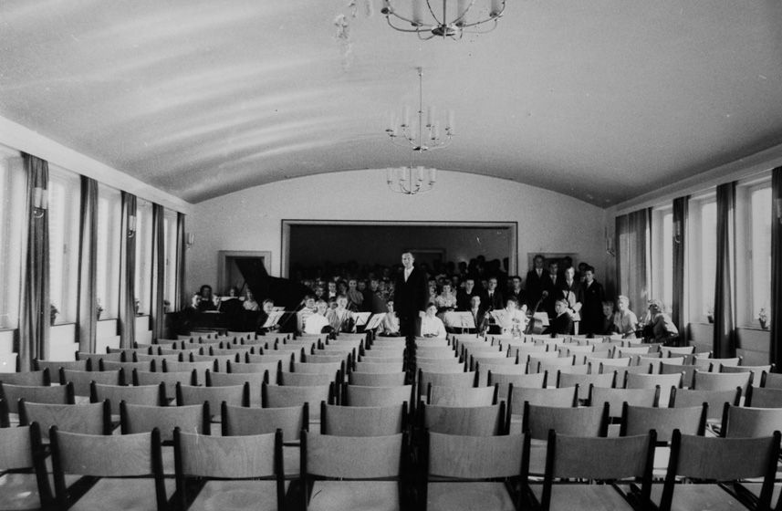 1958 – Musiksaal
